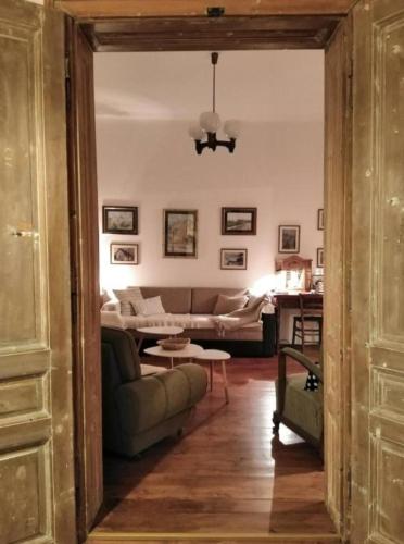 Somin Lagum Guest House Sremski Karlovci – tradicionalan smeštaj u vinskom podrumu sa autentičnim ambijentom