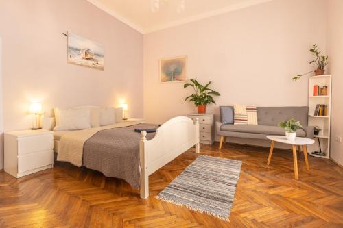 Gellerico Rooms apartman na Horanszky ulici u Budimpešti, moderan enterijer i centralna lokacija.