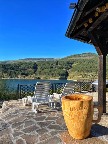 Vila Jezero Zavojsko jezero – smeštaj uz obalu jezera i prirodu Stare planine