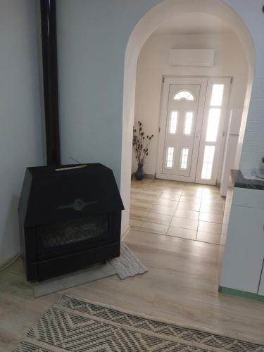 Soul Bela Crkva – elegantan apartman sa kreativnim enterijerom i toplom atmosferom blizu jezera.